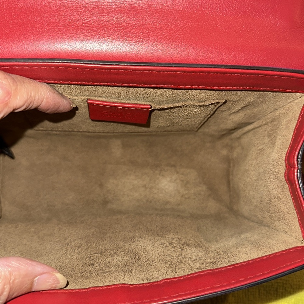 Gucci Women's Two-Tone Crossbody Bag - Picture 4 of 12